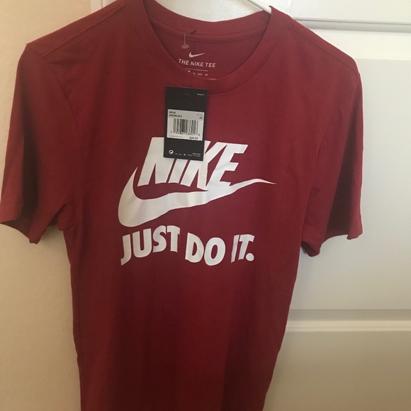 Nike dri fit shirt size xS xsmall NWT - Picture 1 of 2